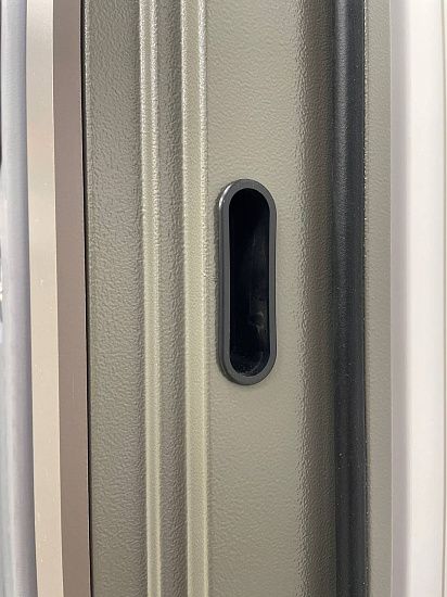 Входная дверь  